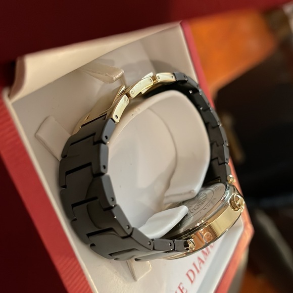 Beautiful New Diamond Anne Klein Gold & Black Watch.  GREAT CHRISTMAS PRESENT - Picture 4 of 10